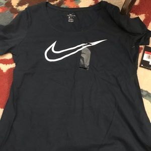 Nike T-shirt